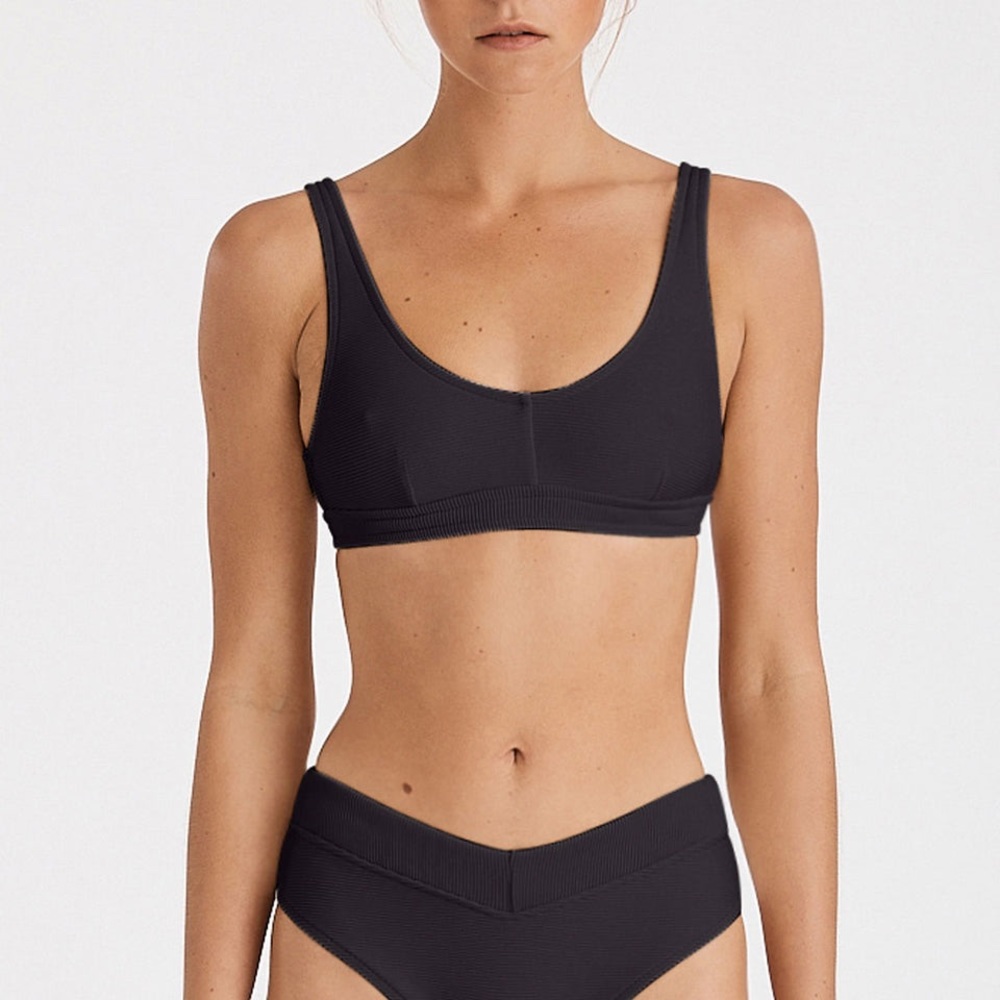 Zulu & Zephyr Signature Waistband Bralette Top - Black